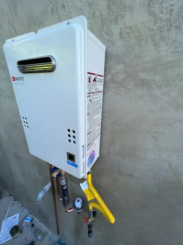 Tankless water heater installation for Spadra homes